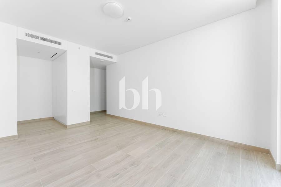 10 Al Badia Living C 606 LR 1