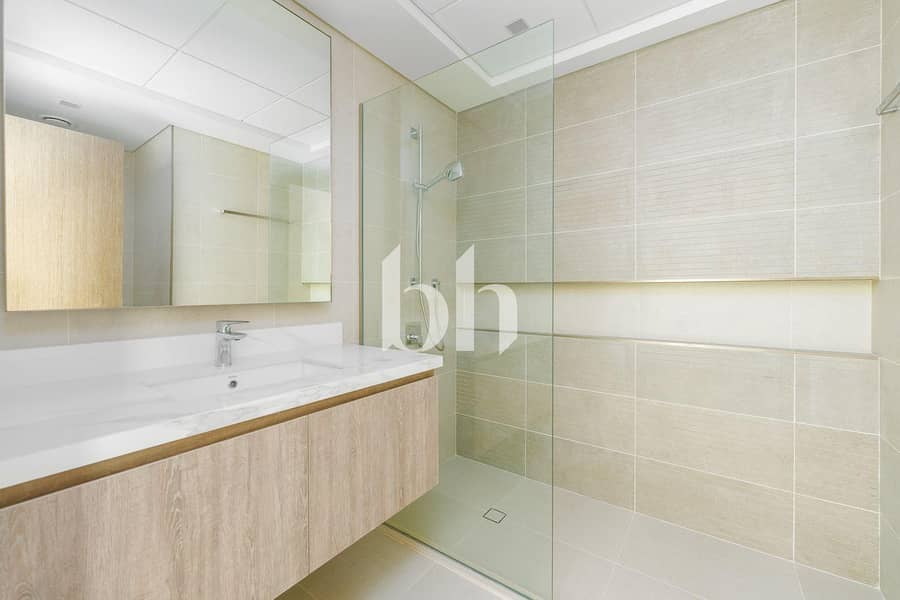 19 Al Badia Living C 606 LR 1