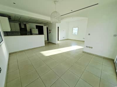 2 Bedroom Villa for Sale in Jumeirah Village Circle (JVC), Dubai - e4ab005a-27bd-40d2-99a2-5751791a95e2. jpg 2 Bedroom Villa for Sale in Jumeirah Village Circle (JVC), Dubai - e4ab005a-27bd-40d2-99a2-5751791a95e2. jpg