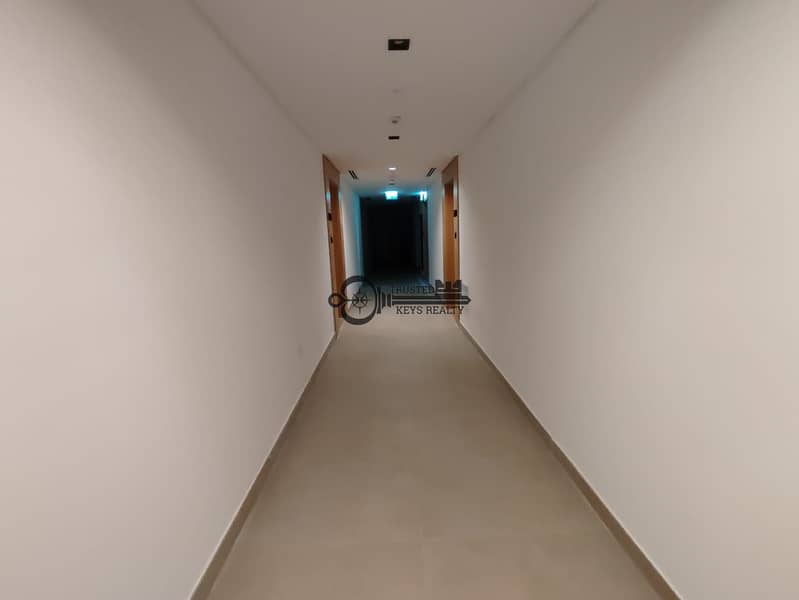 4 1000505935. jpg