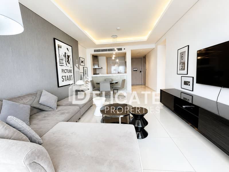 3 Living Room 1. jpg