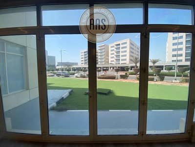 Shop zum zur Miete in Dubai Investments Park (DIP), Dubai - 88f3e816-6c6c-4ff8-9e9e-67e0c3f592d0. jpg Shop zum zur Miete in Dubai Investments Park (DIP), Dubai - 88f3e816-6c6c-4ff8-9e9e-67e0c3f592d0. jpg