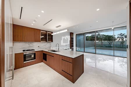 2 Bedroom Flat for Rent in Palm Jumeirah, Dubai - Brand New 2BR| Best Layout| Terrace| Beach Access