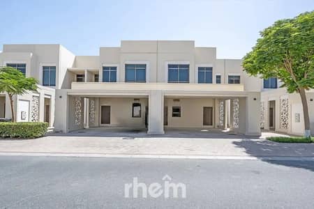 3 habitaciones Townhouse para en Alquiler en Town Square, Dubai - Casa adosada en Town Square,Safi Townhouses, 3 dormitorios, 160000 AED - 15855856 3 habitaciones Townhouse para en Alquiler en Town Square, Dubai - Casa adosada en Town Square,Safi Townhouses, 3 dormitorios, 160000 AED - 15855856