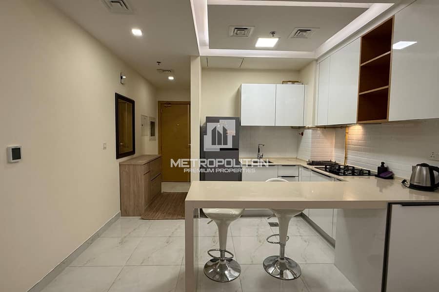 Appartamento a Jumeirah Village Circle (JVC),JVC District 13,Dar Al Jawhara Residence, 48000 AED - 15833620 Appartamento a Jumeirah Village Circle (JVC),JVC District 13,Dar Al Jawhara Residence, 48000 AED - 15833620