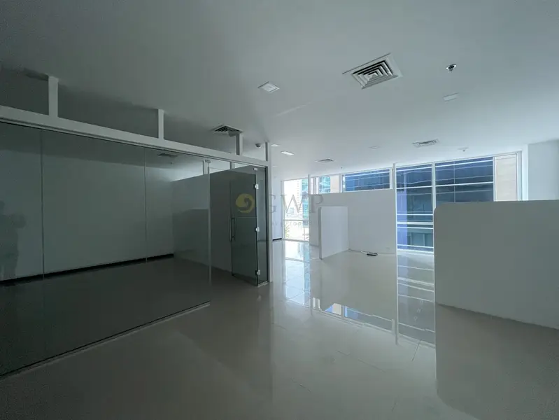 Fitted office with partition in Bay Square