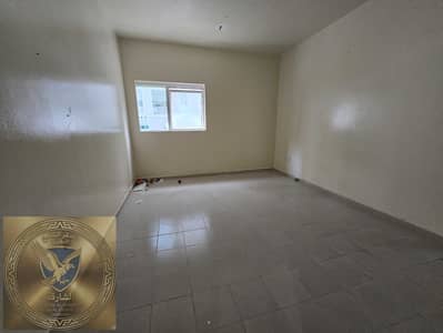 1 Bedroom Flat for Rent in Al Qulayaah, Sharjah - WhatsApp Image 2026-04-11 at 1.32. 06 PM (1). jpeg 1 Bedroom Flat for Rent in Al Qulayaah, Sharjah - WhatsApp Image 2026-04-11 at 1.32. 06 PM (1). jpeg
