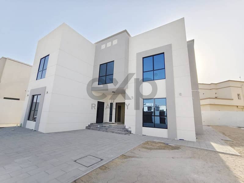 Brand New Smart Villa | 5BR + Study | 2 Kitchens Brand New Smart Villa | 5BR + Study | 2 Kitchens