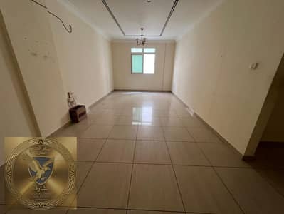 2 Schlafzimmer Wohnung zum zur Miete in Al Qulayaah, Sharjah - WhatsApp Image 2026-05-01 at 2.54. 09 PM. jpeg 2 Schlafzimmer Wohnung zum zur Miete in Al Qulayaah, Sharjah - WhatsApp Image 2026-05-01 at 2.54. 09 PM. jpeg