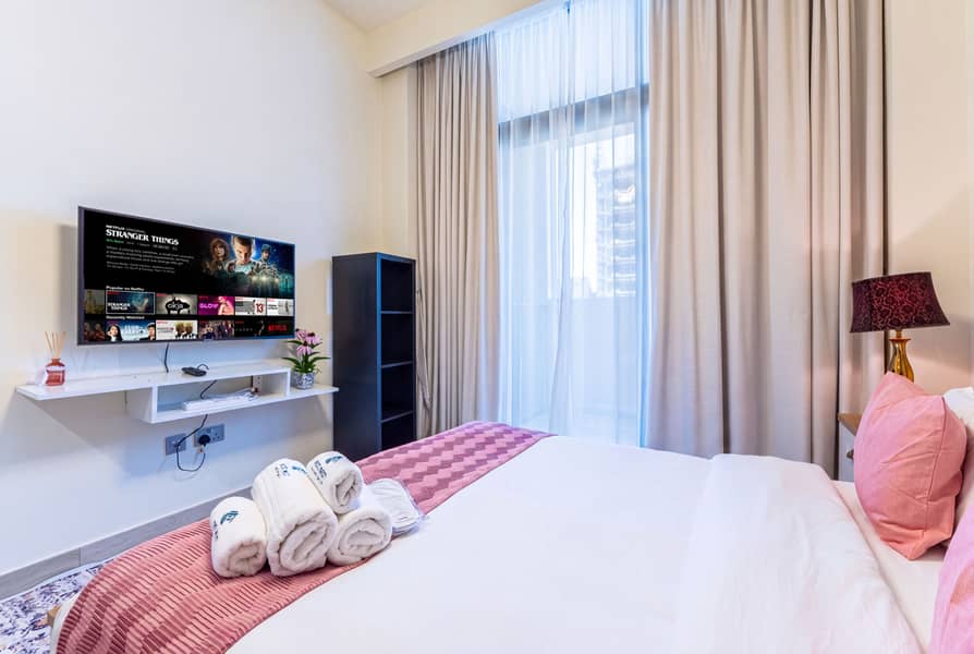 6 Bed 1. jpg