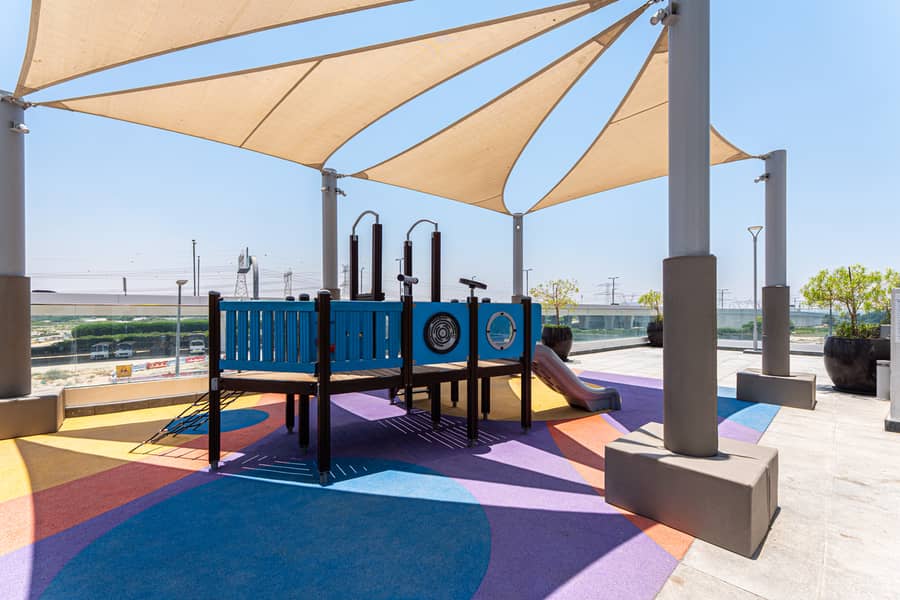 18 Kids Play Area 2. jpg