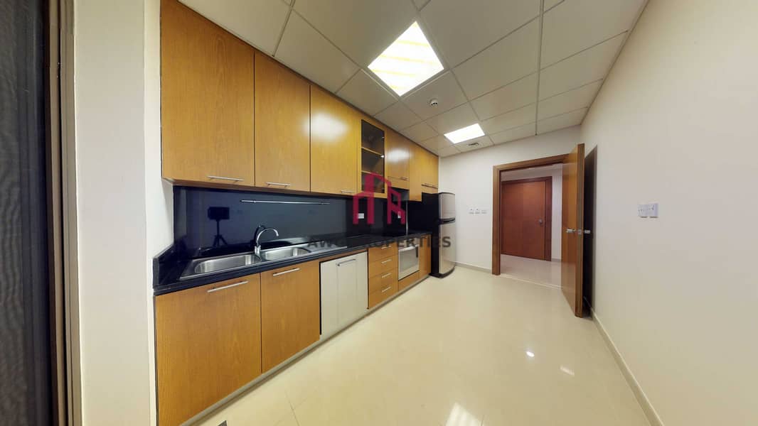 6 1BR-Golden-Sands-9-01162021_104613. jpg