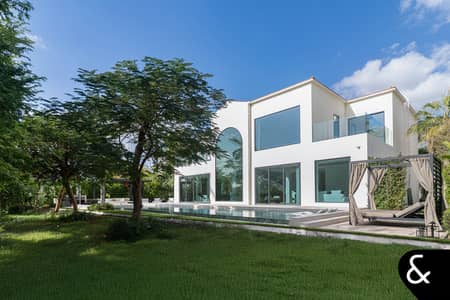 5 Bedroom Villa for Sale in Jumeirah Islands, Dubai - 5 Bed Lakefront Miami Villa | 16m Pool 5 Bedroom Villa for Sale in Jumeirah Islands, Dubai - 5 Bed Lakefront Miami Villa | 16m Pool