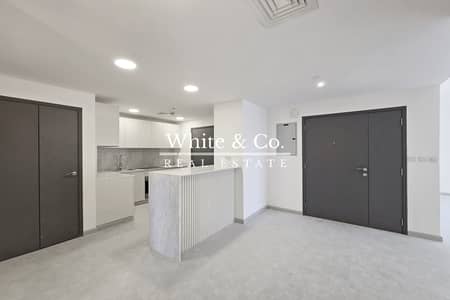 1 Bedroom Flat for Sale in Jumeirah Beach Residence (JBR), Dubai - Stunning Upgrade | 1 BHK | Marina View 1 Bedroom Flat for Sale in Jumeirah Beach Residence (JBR), Dubai - Stunning Upgrade | 1 BHK | Marina View