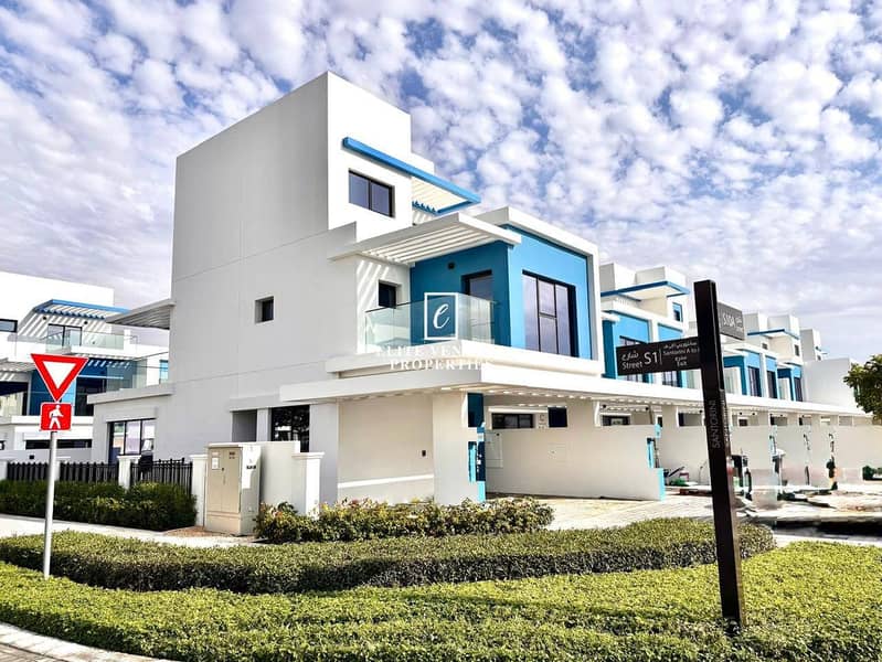 BRAND NEW | CORNER TOWNHOUSE | LUXURY 5 BED BRAND NEW | CORNER TOWNHOUSE | LUXURY 5 BED