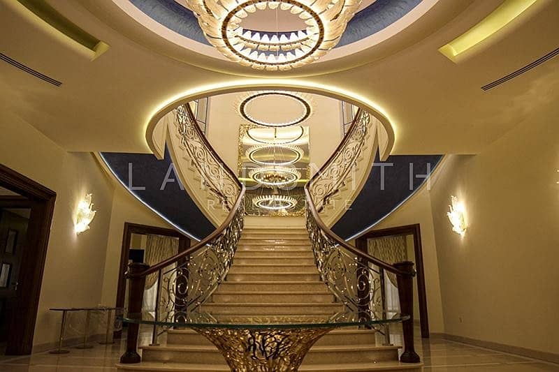 Top Luxurious Fully Furnished 8 Bedrooms Mansion