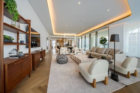 Appartement de 4 chambres à à louer à Business Bay, Dubai - Appartement à Business Bay，Jumeirah Living Business Bay, 4 chambres, 995000 AED - 15284662