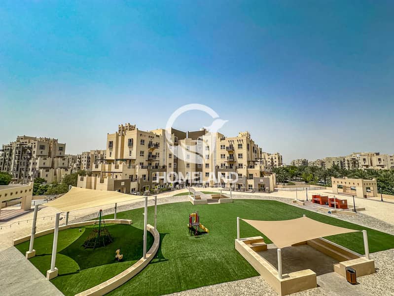 Well Maintained | Pool view | Huge 2BR Layout Well Maintained | Pool view | Huge 2BR Layout
