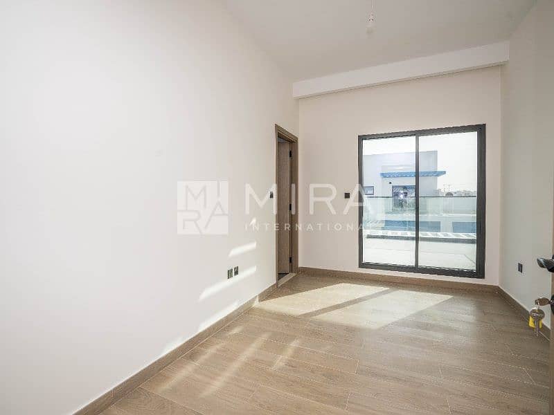 7 5 bed mid Big plot Unit-0024
