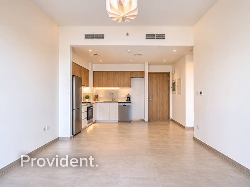 Prime Location | Fitted Kitchen | Next to Park Prime Location | Fitted Kitchen | Next to Park