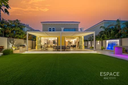 Villa de 4 chambres à à vendre à Jumeirah Park, Dubai - Villa à Jumeirah Park，District 7, 4 chambres, 12850000 AED - 15863201