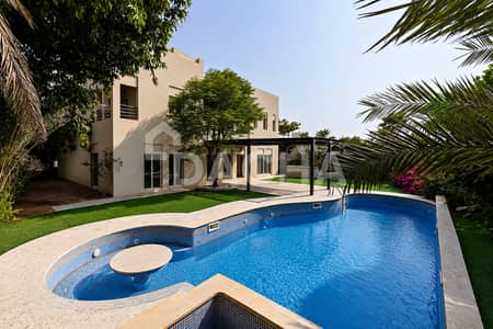 Villa de 6 chambres à à vendre à The Meadows, Dubai - Villa à The Meadows，The Meadows 7, 6 chambres, 25999999 AED - 15749365