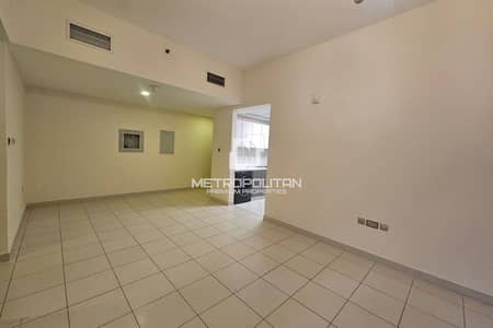 3 Bedroom Flat for Rent in Dubai Studio City, Dubai - Refined Family Living | Spacious 3 Beds + Laundry