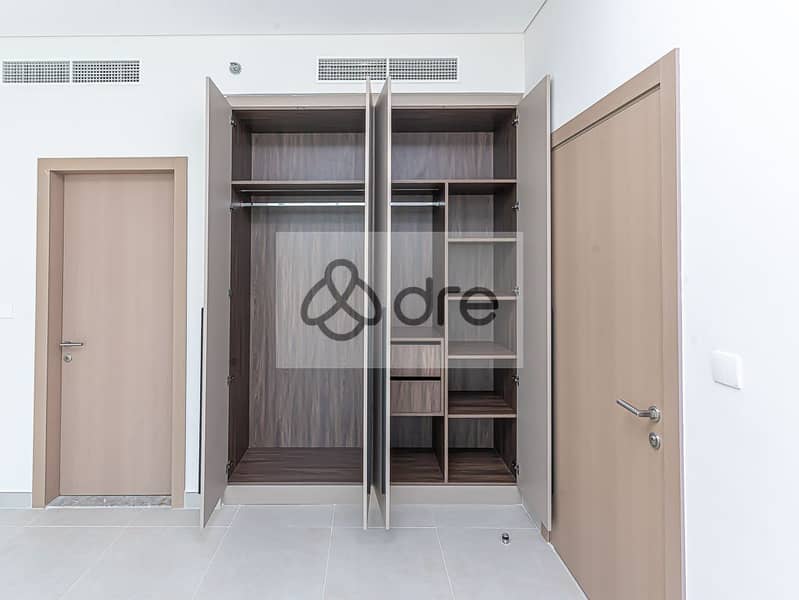 12 DRE05235. JPG