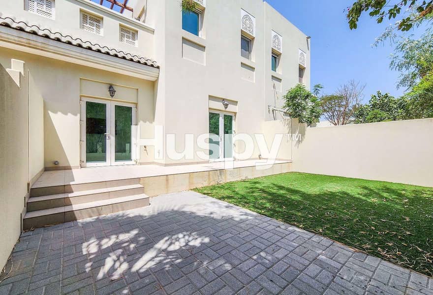Multiple Cheques | Vacant | Landscaped Multiple Cheques | Vacant | Landscaped