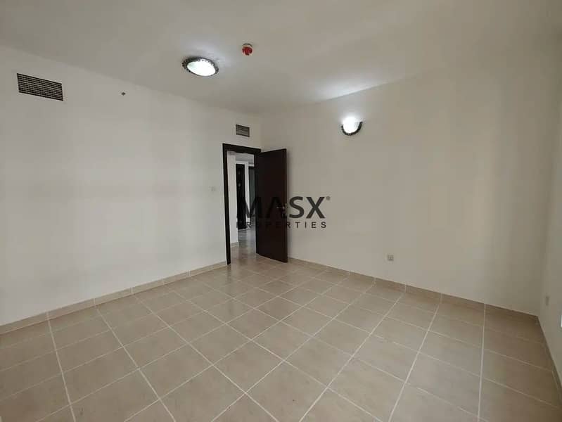9 850061196-1066x800. webp