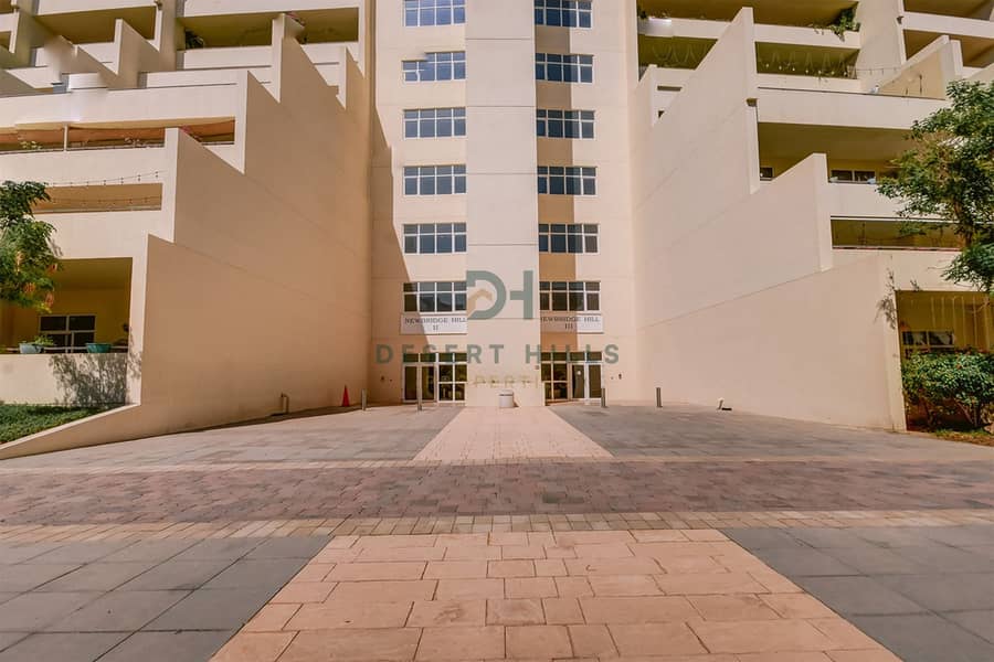15 Bldg Exterior. jpg