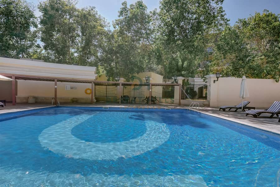 32 Pool. jpg