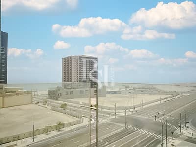 2 Bedroom Apartment for Sale in Al Reem Island, Abu Dhabi - the-bridges-shams-abu-dhabi-al-reem-island-balcony-view (3). JPG 2 Bedroom Apartment for Sale in Al Reem Island, Abu Dhabi - the-bridges-shams-abu-dhabi-al-reem-island-balcony-view (3). JPG