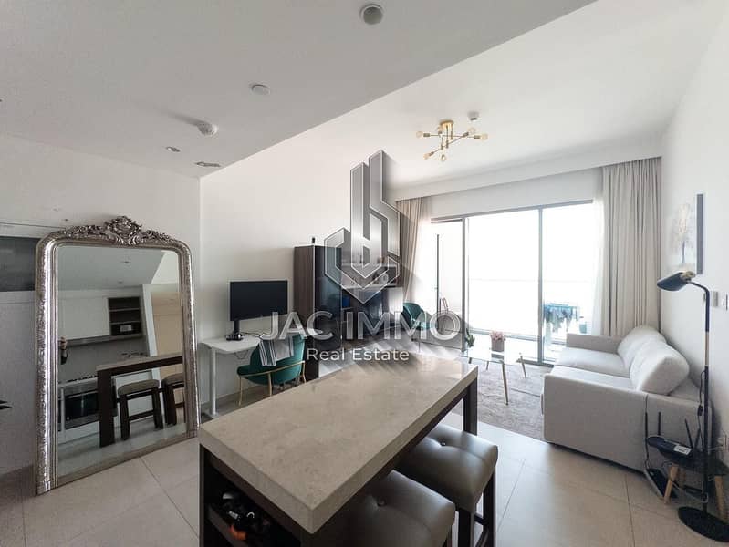High‑Floor | Open View | Near Metro High‑Floor | Open View | Near Metro