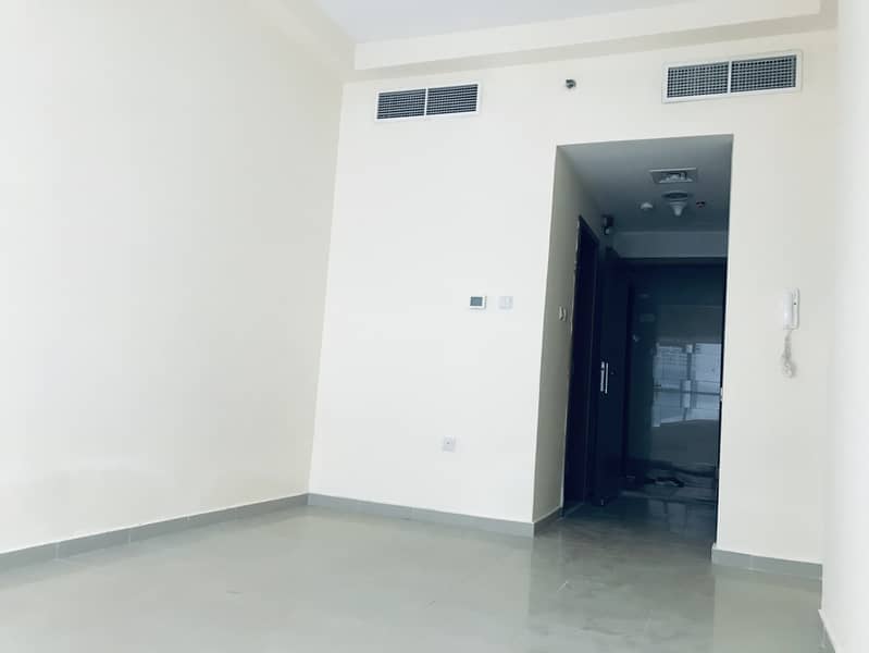 5 Studio-Flat-for-Rent-Pearl-Tower (5). JPG
