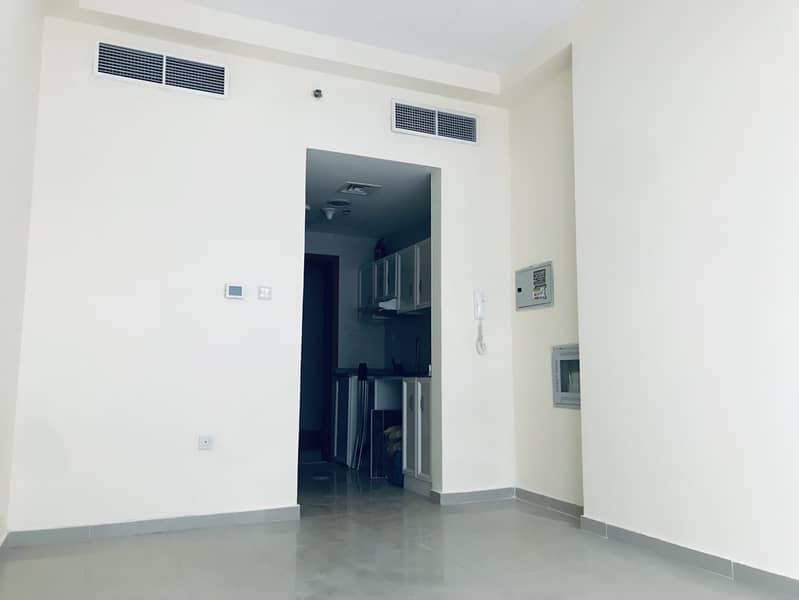 6 Studio-Flat-for-Rent-Pearl-Tower (6). JPG