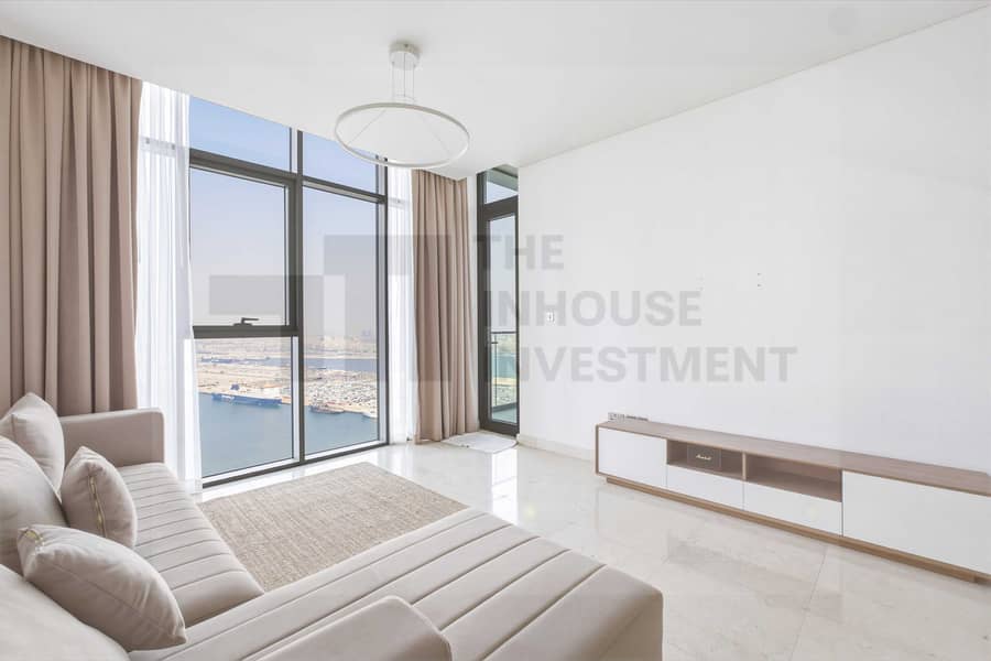 2 01 - Living Room - Sea View. jpg
