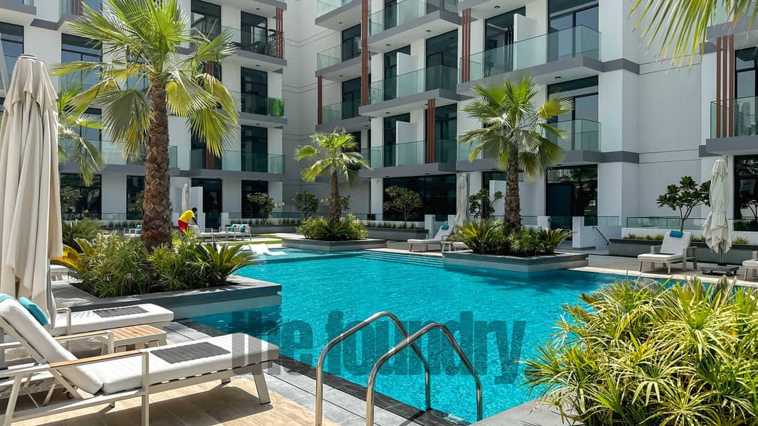 21 Swimming Pool 4. jpg