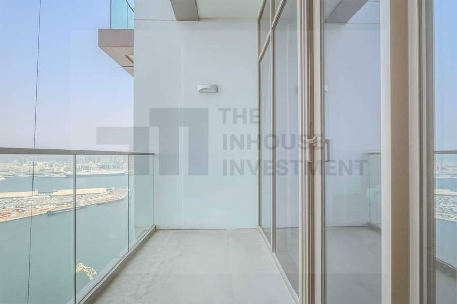 17 17 - Balcony - Sea View. jpg