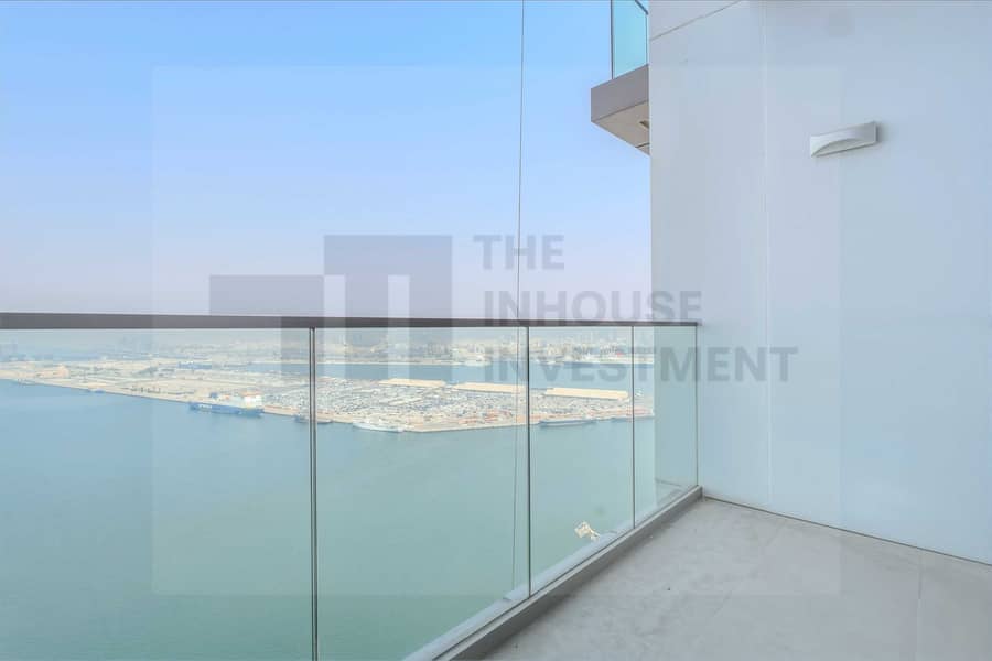 18 18 - Balcony - Sea View. jpg