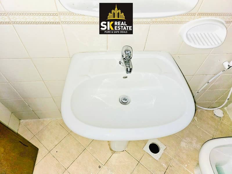 11 4bd15eeb-ce0a-4da0-b2ec-145ddfc12176. jpg