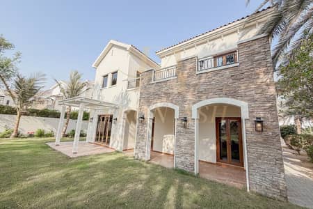 5 habitaciones Villa para en Alquiler en Jumeirah Golf Estates, Dubai - Villa en Jumeirah Golf Estates,Lime Tree Valley, 5 dormitorios, 1300000 AED - 15865283 5 habitaciones Villa para en Alquiler en Jumeirah Golf Estates, Dubai - Villa en Jumeirah Golf Estates,Lime Tree Valley, 5 dormitorios, 1300000 AED - 15865283