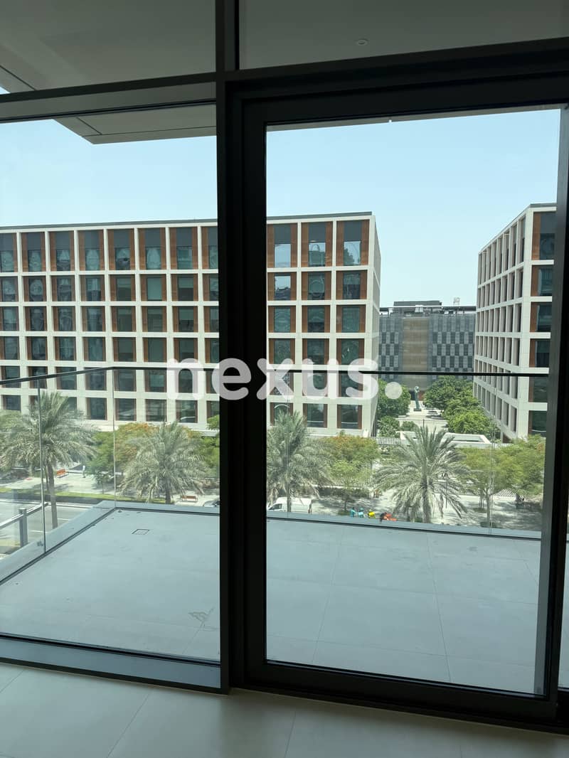 4 image_3