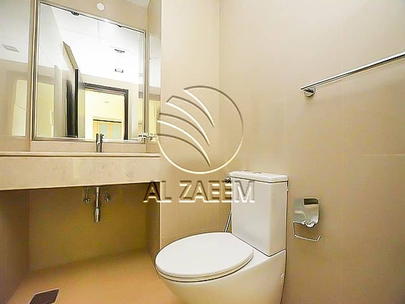 7 Bathroom-1 Bedroom-Sky Tower. jpg