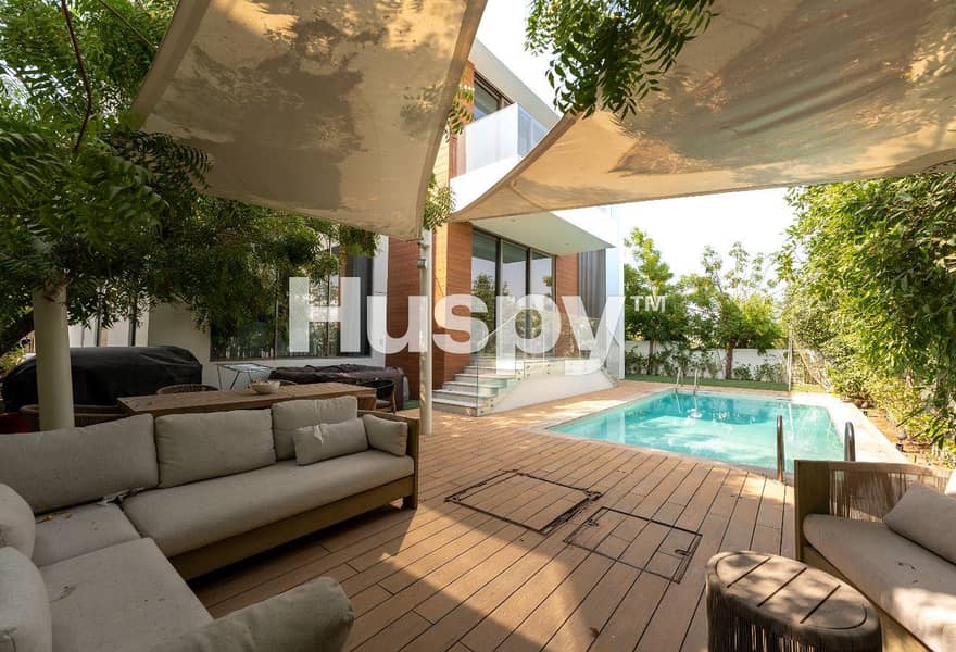 Custom Built | Vacant On Transfer | Private Pool Custom Built | Vacant On Transfer | Private Pool