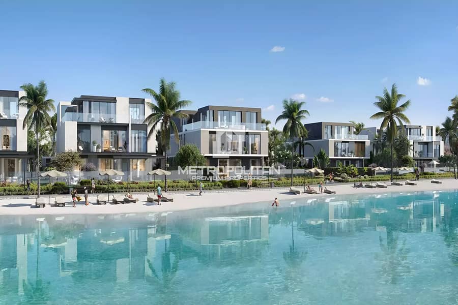 Elegant Waterfront Living | Exclusive Community Elegant Waterfront Living | Exclusive Community