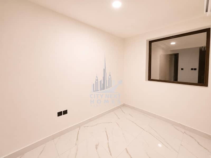 5 aaef93d7-671c-451f-b2ef-caaded249adf. jpg