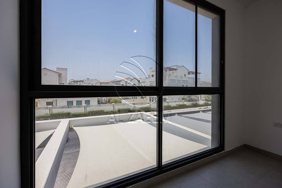 11 FAYA BLOOM GARDENS (40). jpg