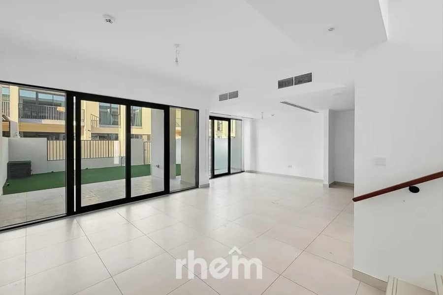 Bright | Vacant | Peaceful Community Living Bright | Vacant | Peaceful Community Living
