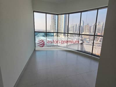 2 Bedroom Flat for Rent in Business Bay, Dubai - Private Terrace | Spacious| Unfurnished| Low Floor 2 Bedroom Flat for Rent in Business Bay, Dubai - Private Terrace | Spacious| Unfurnished| Low Floor